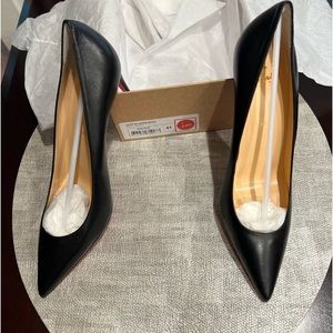 Never worn Christian Louboutin Kate 85 pump
